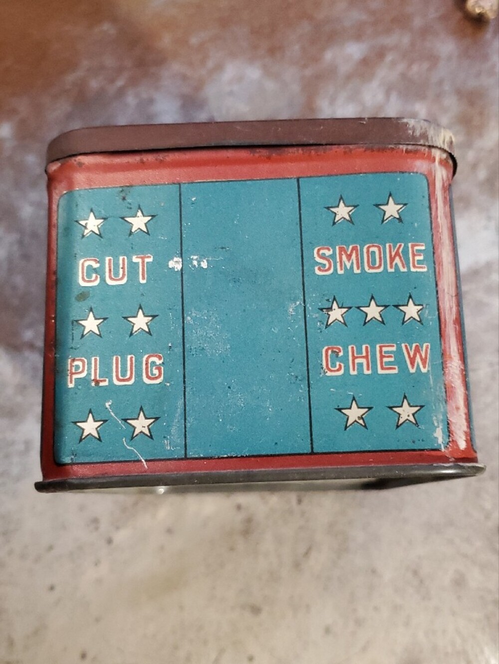 Cut Plug Tin - Blue and Red Collectible Storage - Picture 5 of 8